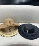 5A Raffia Handbag and Wide-Brimmed Hat