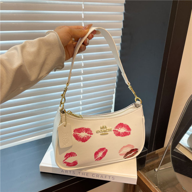 5A PENN SHOULDER BAG WITH PRINT