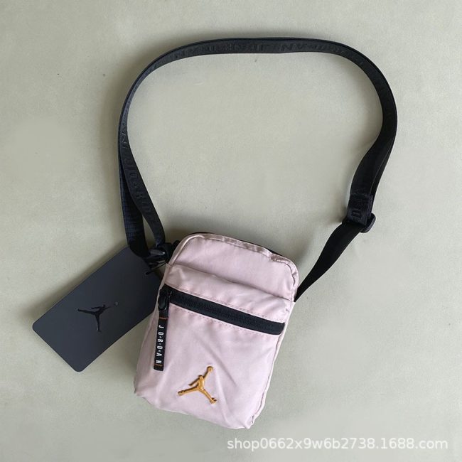 5A  Sports Pouch Shoulder Bag