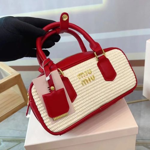 5A Beau leather bag