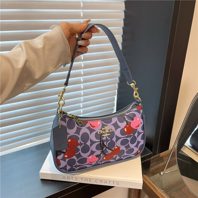 5A PENN SHOULDER BAG WITH PRINT