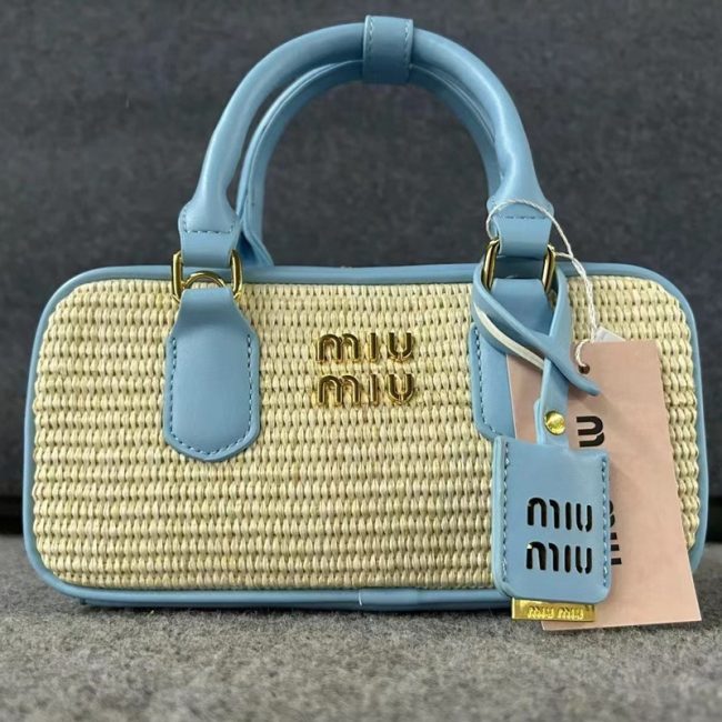 5A Beau leather bag
