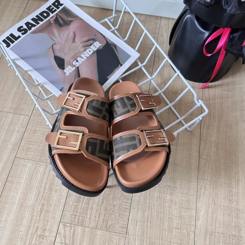 5A  Feel Flat Sandals Slippers Brown