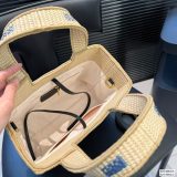 Original Font Tote In Raffia