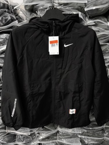 5A Simple Versatile Hooded Jacket Black IB5492