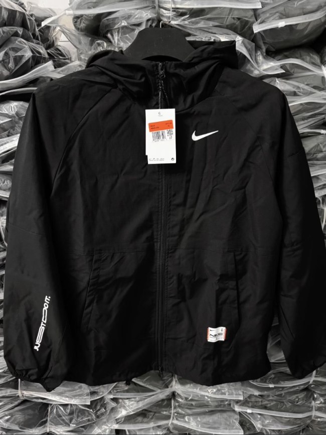 5A Simple Versatile Hooded Jacket Black IB5492