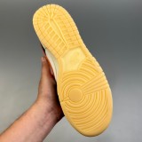 Dunk Low PRM Halloween (2022)  luminous DD3357-100