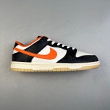Dunk Low PRM Halloween (2022)  luminous DD3357-100