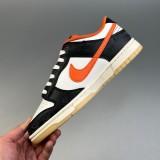 Dunk Low PRM Halloween (2022)  luminous DD3357-100