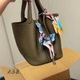 Original Women's Picotin Lock 22 Clemence Tote Handbag 18 Etoupe H060991CK18