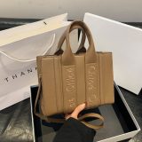 5A Woody Tote Handbag