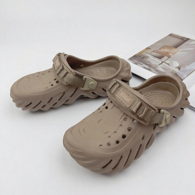 5A Echo Clog Sandals