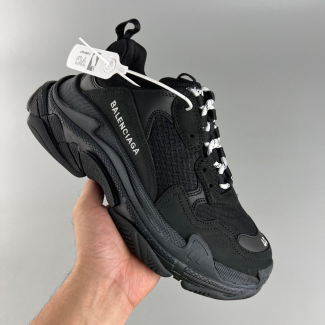 5A Triple S Sneakers Black