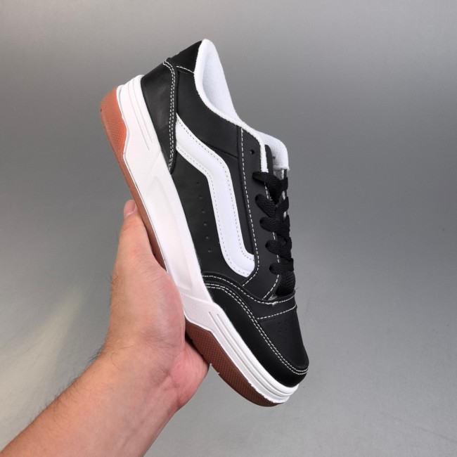 5A Hylane Sneaker