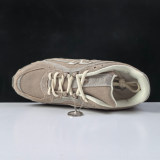 5A NB 204L Sneaker