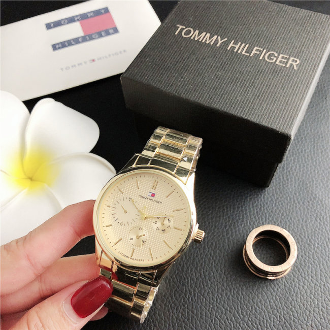 5A 7224TMFL Quartz Watches