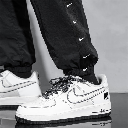 Sportswear Quick-Dry Joggers  Embroidered Nylon Tapered Pants with Zipper Pockets WZ4221