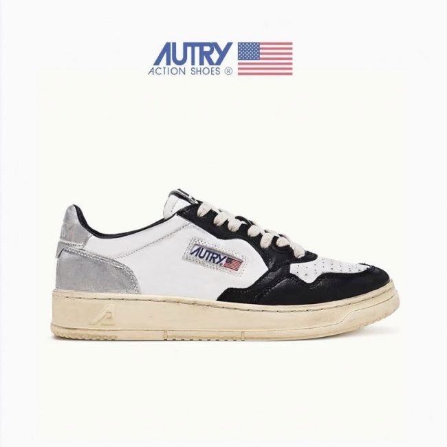 5A Medalist Leather Low Sneaker