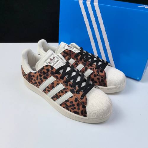 5A Superstar Leopard Sneaker