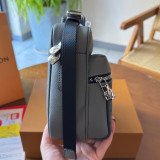Original Outdoor Messenger Bag M30830