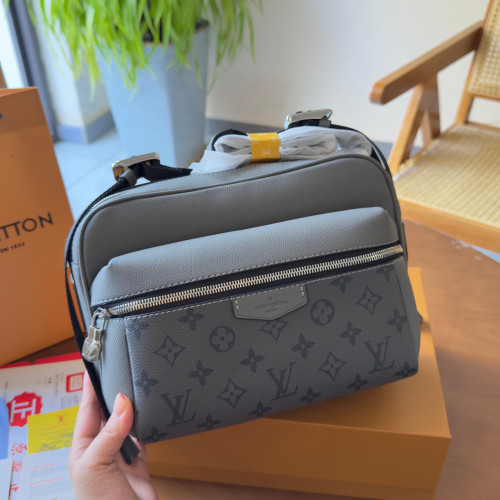 Original Outdoor Messenger Bag M30830