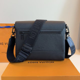 Original Takeoff Messenger Bag
