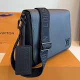 Original Takeoff Messenger Bag