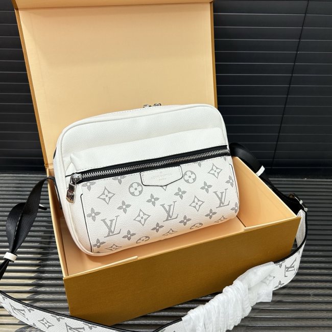 Original Outdoor Messenger M30233