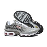 5A Air Max Plus 7 Sneaker