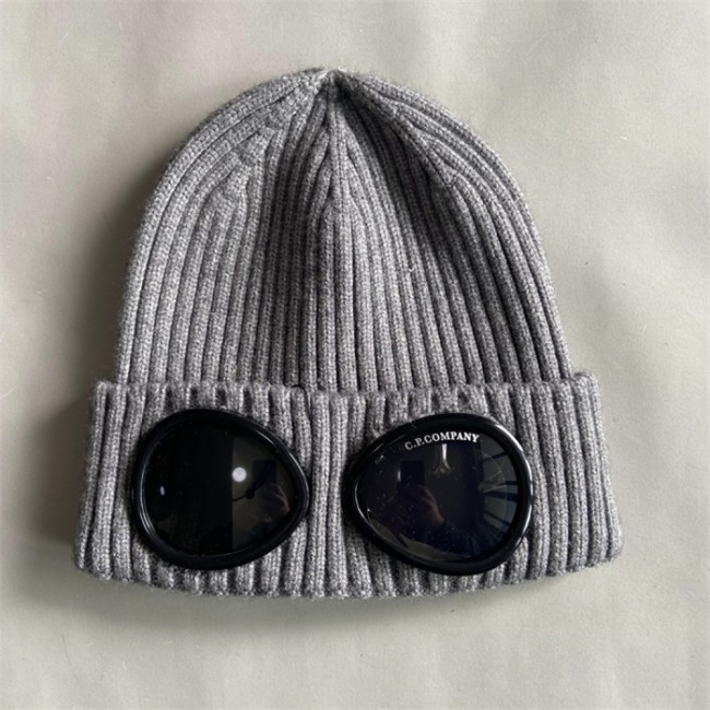 Original Goggle-Detail Knitted Hat