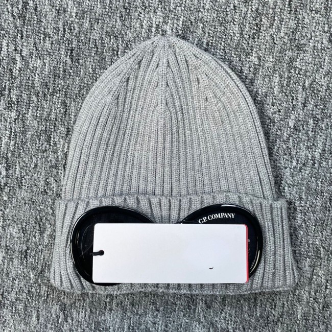 Original Goggle-Detail Knitted Hat