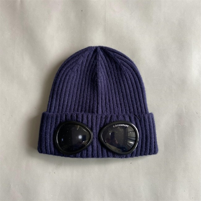 Original Goggle-Detail Knitted Hat