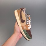 5A Jordan 1 Retro Low OG Sneaker