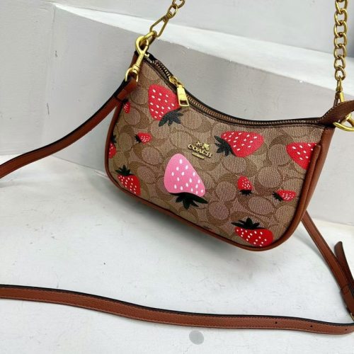 5A 9024 Shoulder Bag