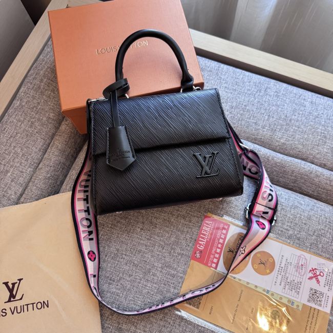 5A 8228 Cluny Mini Handbag