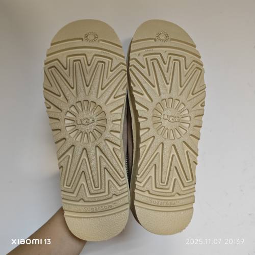 Adult Tasman Slipper sandy Size 44