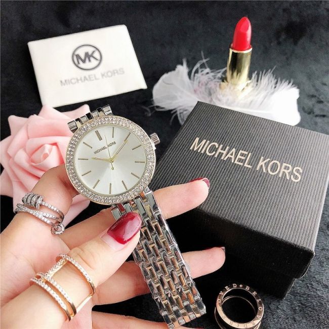 5A 6056D Quartz Watches