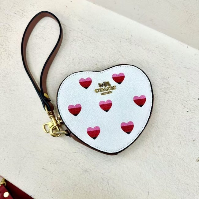 5A Heart-shaped Coin Purse 1210