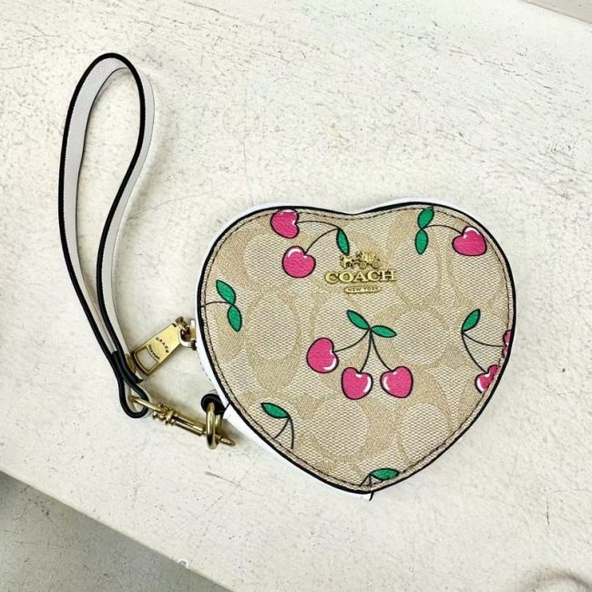 5A Heart-shaped Coin Purse 1210