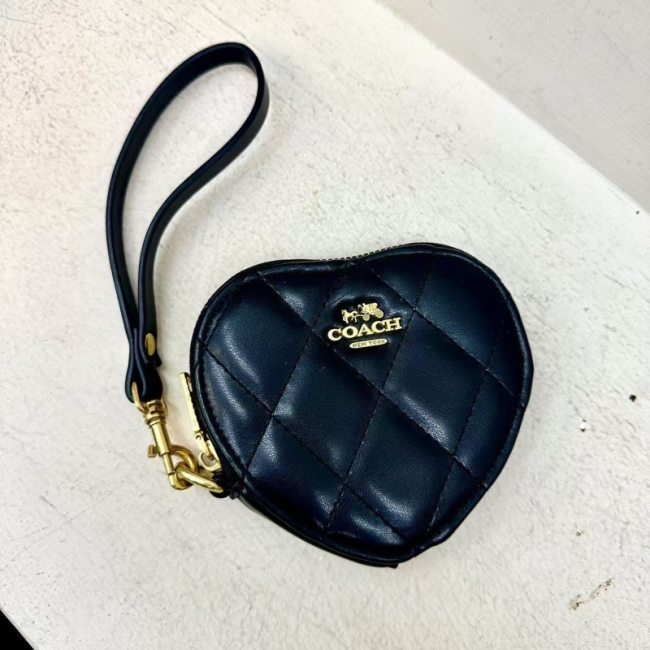 5A Heart-shaped Coin Purse 1210
