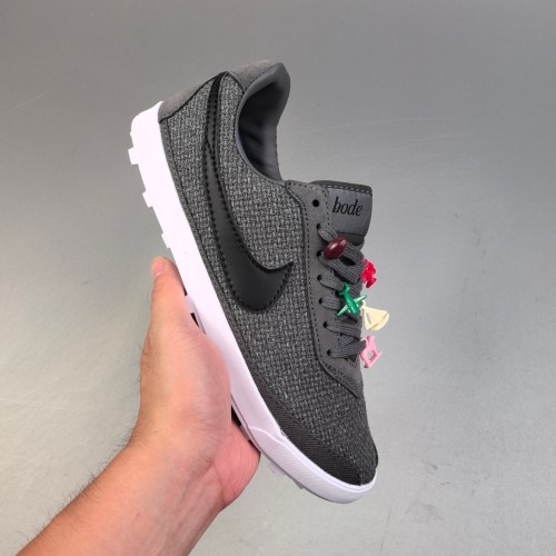 Original Astro Grabber Sneaker