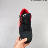 Original SB Dunk Low 94 Sneaker