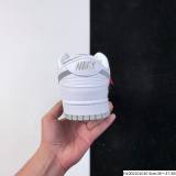 Original SB Dunk Low 94 Sneaker