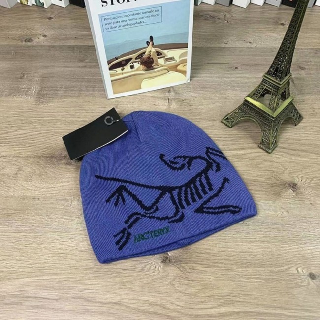 5A Thick Knit Hat