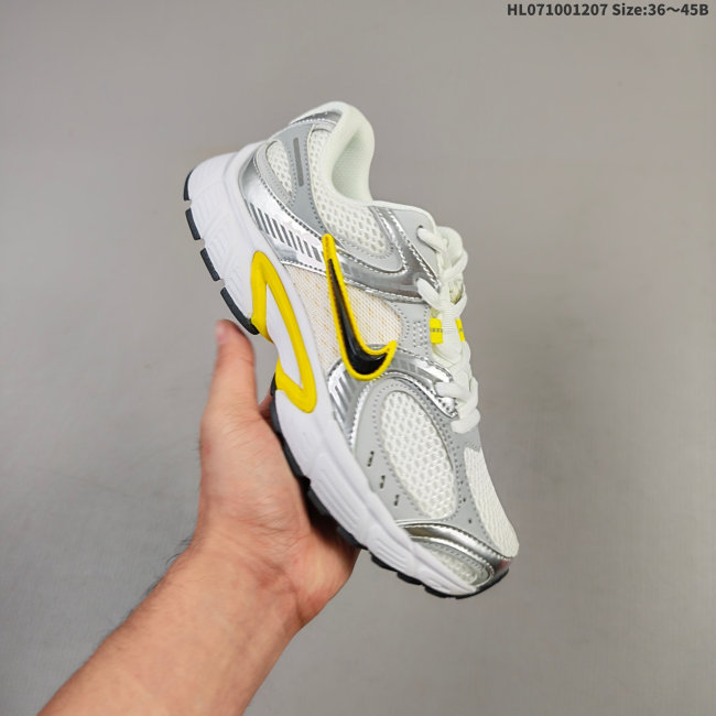 5A V5 RNR Sneaker