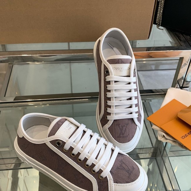 5A Lagoon Sneaker