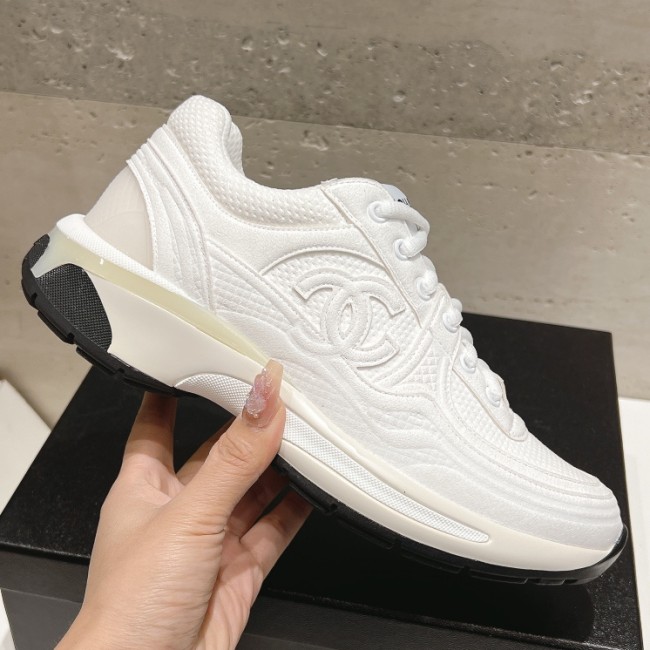 5A Women's CC Runner Laminate Casual Sneakers