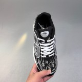5A B30 Low Top Sneaker