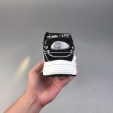 5A B30 Low Top Sneaker