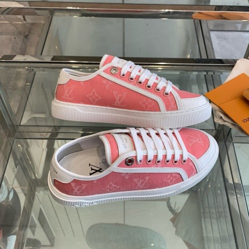 5A Lagoon Sneaker
